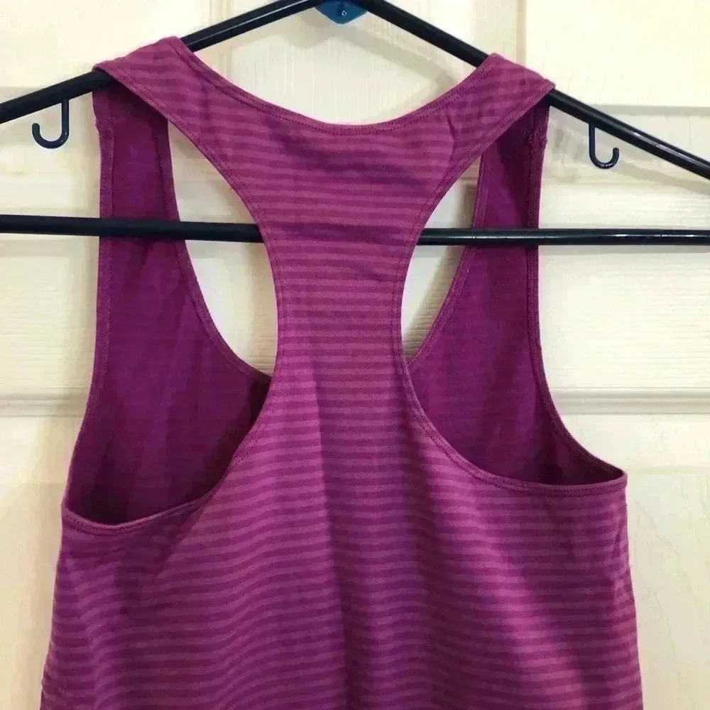 Under  Armour Purple Tank Top Size Extra Small - Picture 10 of 12